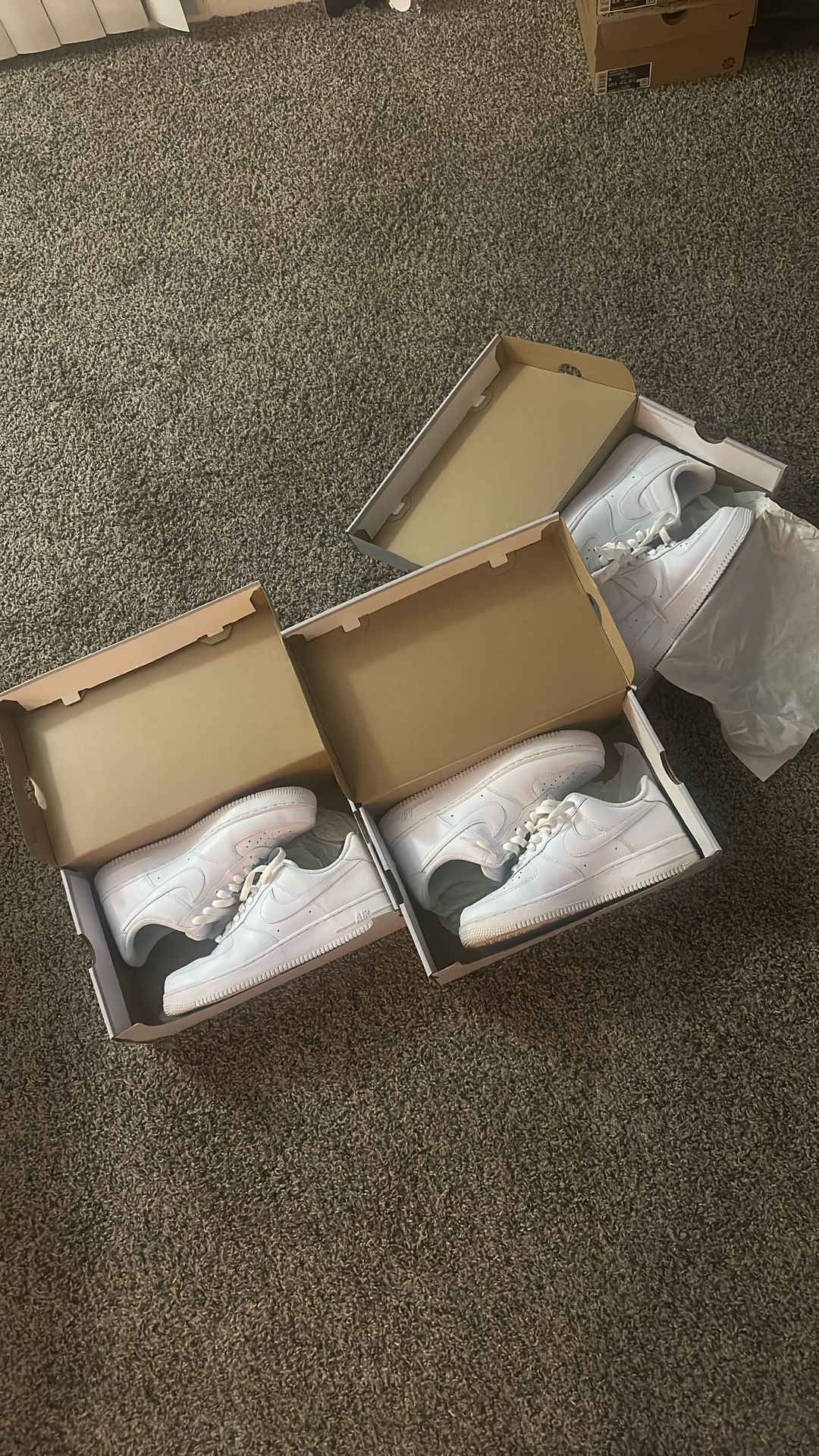 Men’s White Air Force 1 Size 8.5