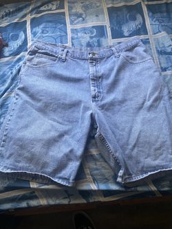 Jorts/ Jean Shorts Size 40 In Men