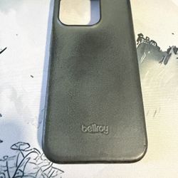 Bellroy Leather Case for iPhone 15 Pro - Everglade