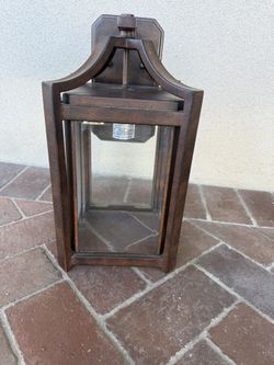 Outdoor Wall Lantern. Model V5574. Never used.