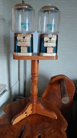 Two sided candy machine