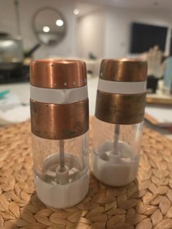 OXO Copper and White Salt and Pepper Grinder Set