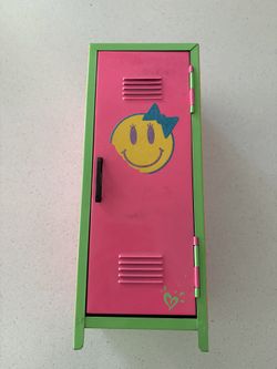 Barbie Locker