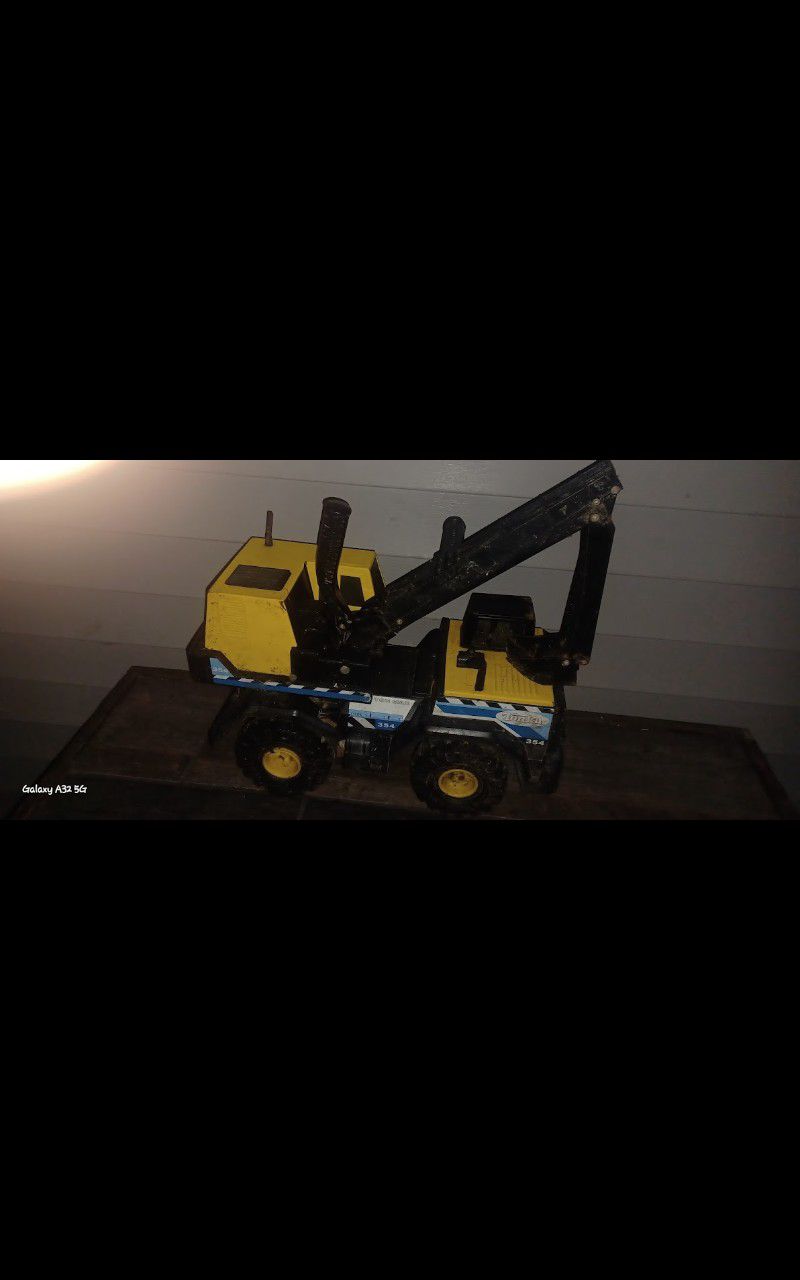 2013 Cast Iron Tonka Truck In Excellent Condition 
