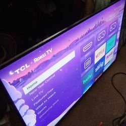 ** TCL 55" SMART TV 55S421** COMES WITH THE REMOTE**WORKS GREAT** $275