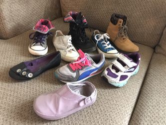 Girls shoes