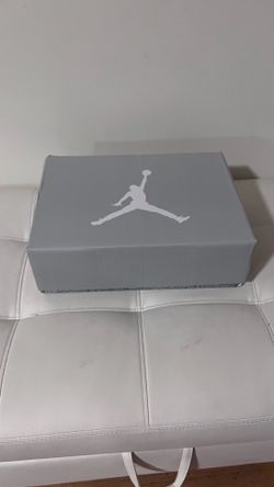 Jordan 5 Gray