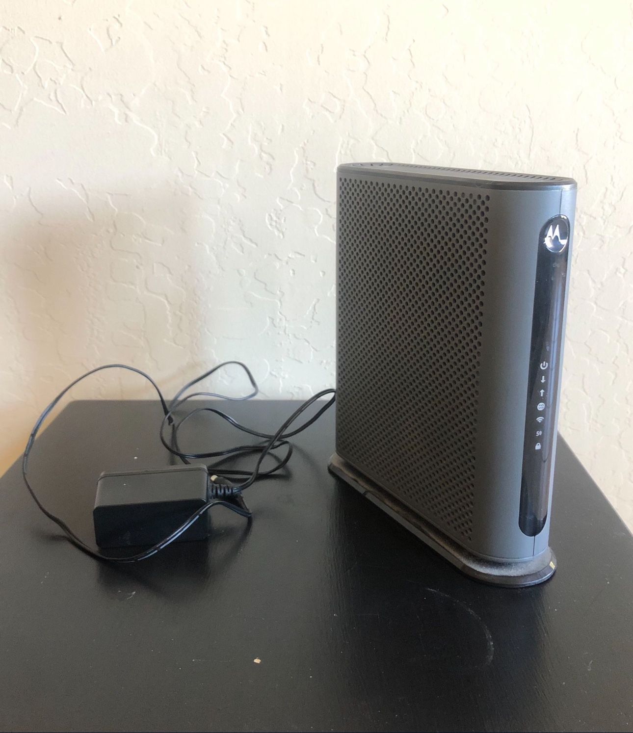 Motorola Cable Modem + Router | MG7540