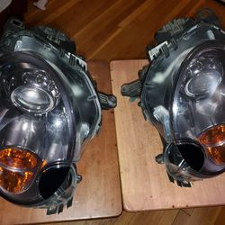 07-15 Mini Cooper Right and Left side set of Bi Xenon HID Headlight 1(contact info removed)76 / 1(contact info removed)77 OEM.
