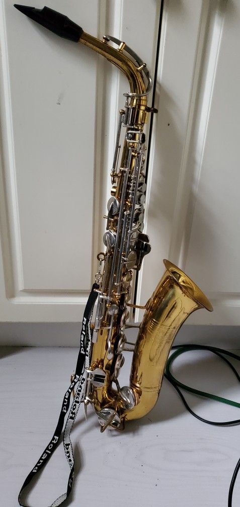 Selmer Bundy. Alto saxophone.