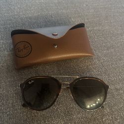 Ray-Ban Men's Brown and Gold Sunglasses