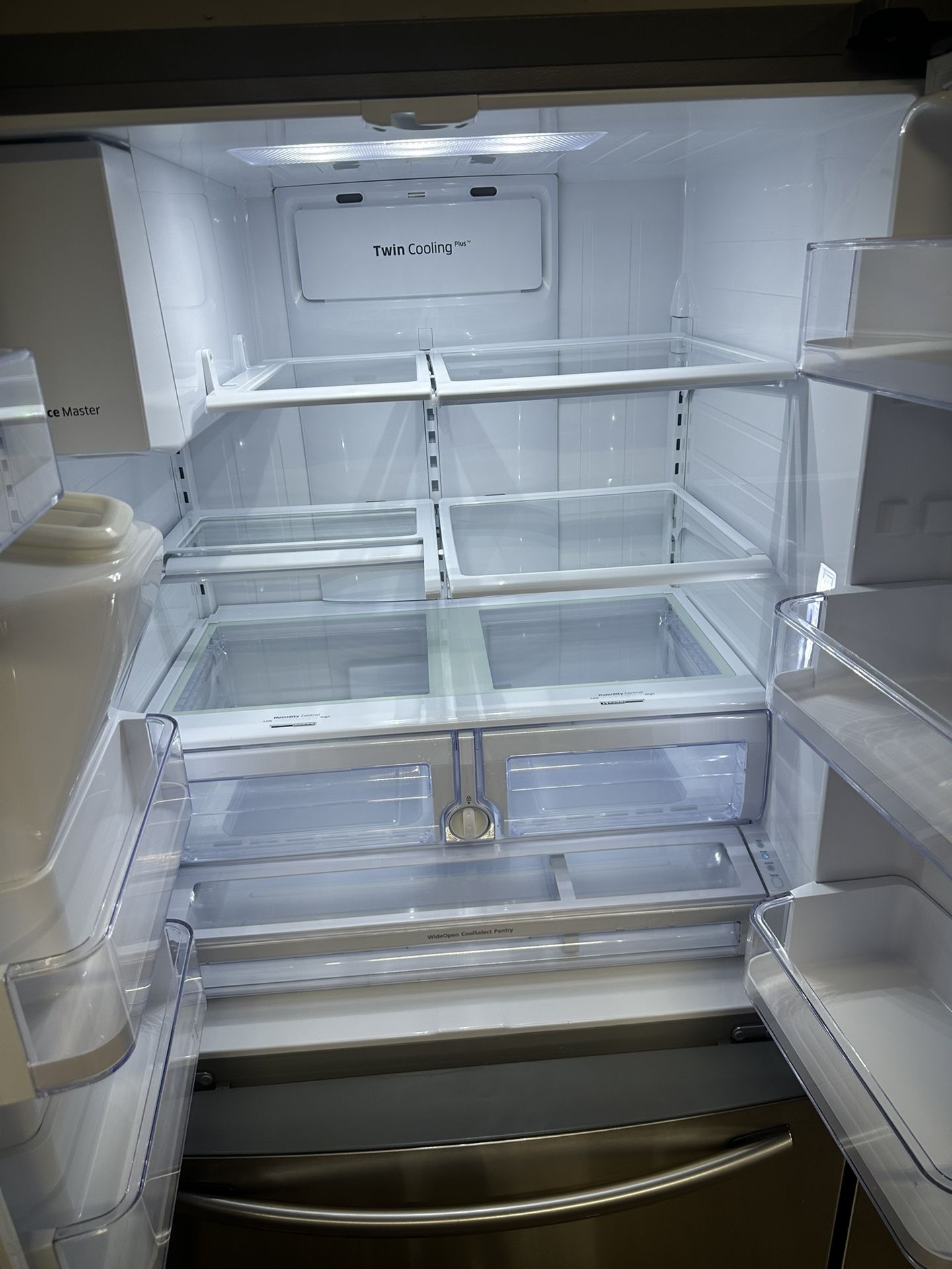 🌆💯Samsung Refrigerator Stainless Steel Nice 🌆💯
