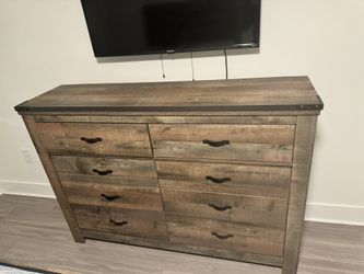 Ashley Signature Selection Bedroom Set