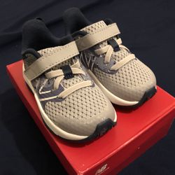 Toddler Shoes Size 5C