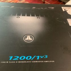 jl audio 1200/1 V3 mono block subwoofer amp