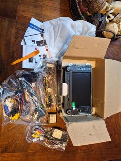 Car stereo, never used