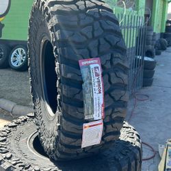 New Set Of Tires 37 13.50 17 VENOM MT