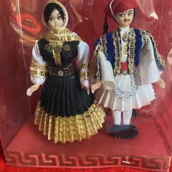 7.5 Inch Set of 2 Traditional Plastic Greek Custom Souvenir Dolls Imported From Greece