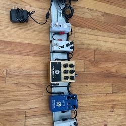 Guitar pedal board