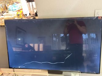 Smart tv TLC  65 inch  for part only screen broken