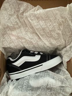 NEW Black & white Toddler Vans 9c