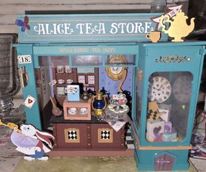1. Alice Tea Store ("Never Ending Tea Party")