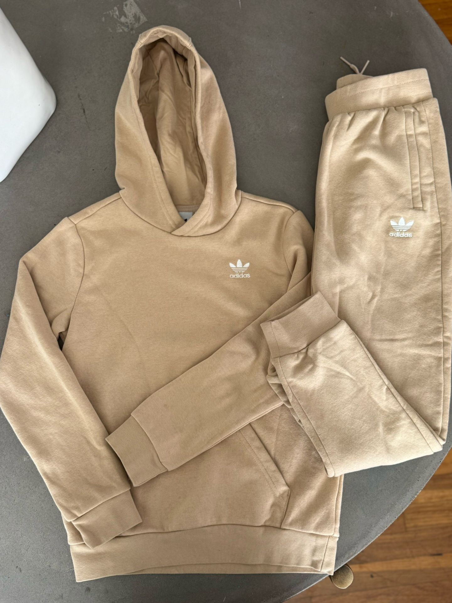 Kids Adidas Tan /Khaki Jogger Set Size 9-10