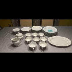 Formal Dinner Ware