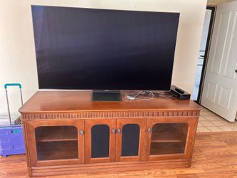 Samsung TV with Stand