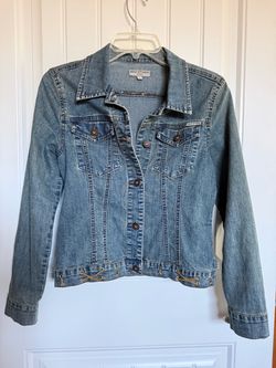 Max Studio denim jacket/brown suede code detail small in excellent condition