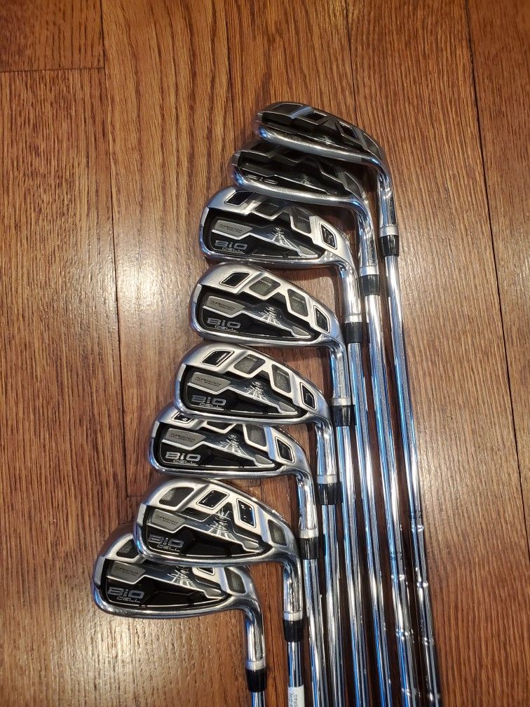 Cobra Bio Cell Weight Tungsten Irons set right handed. G,P,,4,5,6,7,8,9 irons .