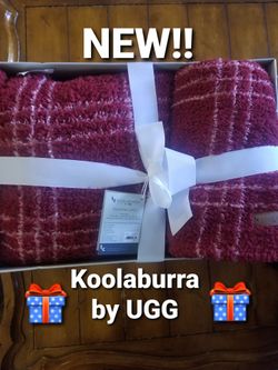 New Koolaburra by Ugg plush throw blanket and matching pillow Christmas gift red plaid