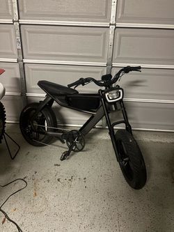 C3STRON E Bike