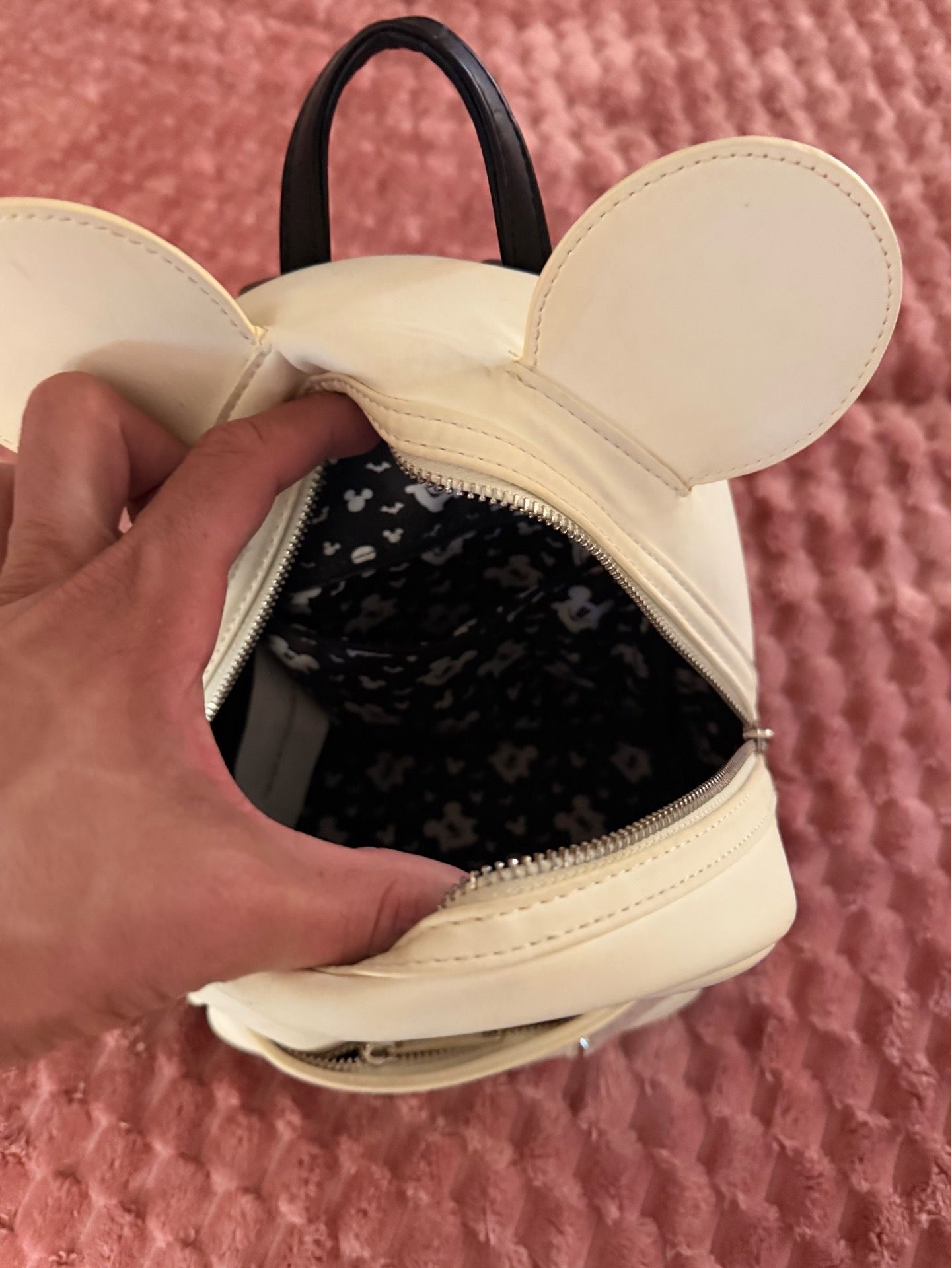 Loungefly Disney Mickey Mouse Glow-in-the-Dark Mini Backpack 🎒