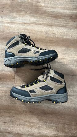 Hiking Boots Size 4 Youth