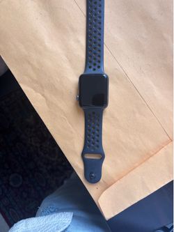 Nike apple watch series 3
