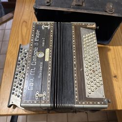 Cav. M. Dallapè & Figlio Accordion 