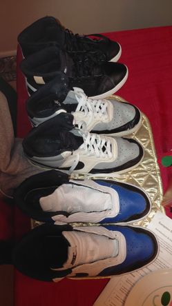 Mens Nike Sneakers Size 10, 11, & 11.5