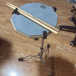 Practice Pad With Stand 