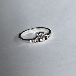 LUCKY CLADDAUGH TITANIUM SILVER FOREVER WEAR NEW SIZE 7 RING