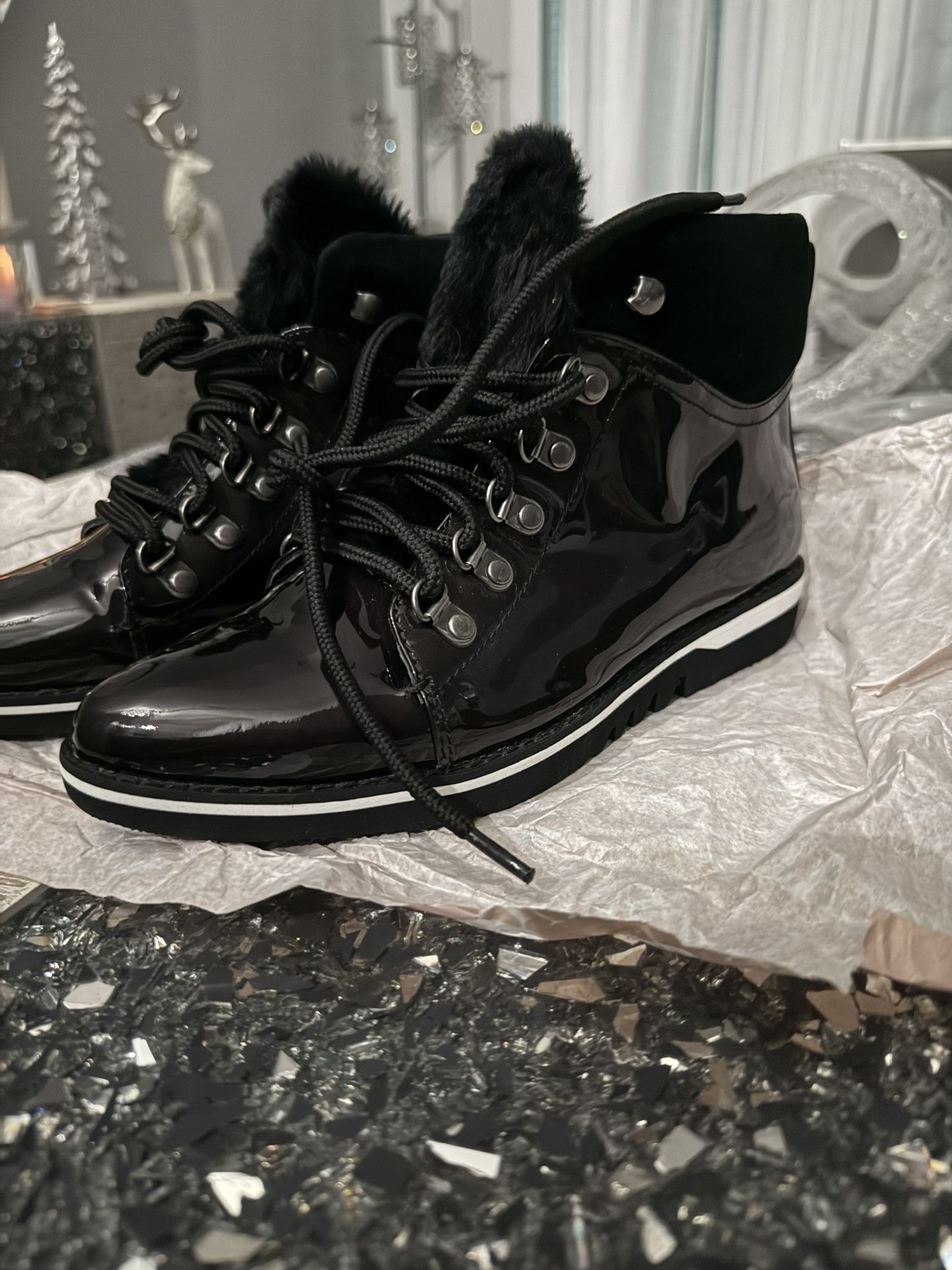 Johnston & Murphy Bianca Hiker boots in Black Burnished Glove leather