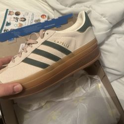 Adidas Gazelle Women Shoes Size 7
