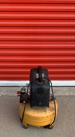 STANLEY-BOSTITCH 6-Gallons 135 PSI Air Compressor
