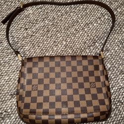 Louis Vuitton Purse Handbag Purse