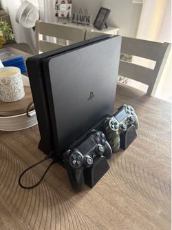 PS4