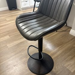 Adjustable Bar Swivel Chair