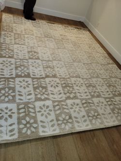 Area Rug 8x10 NEW