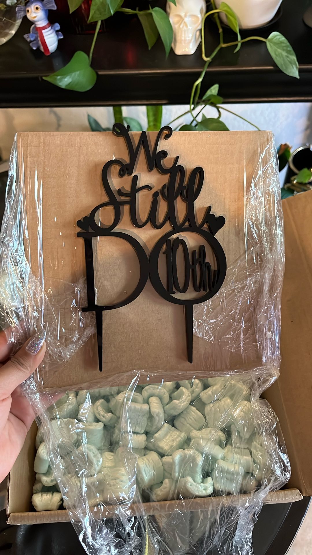 Cake topper