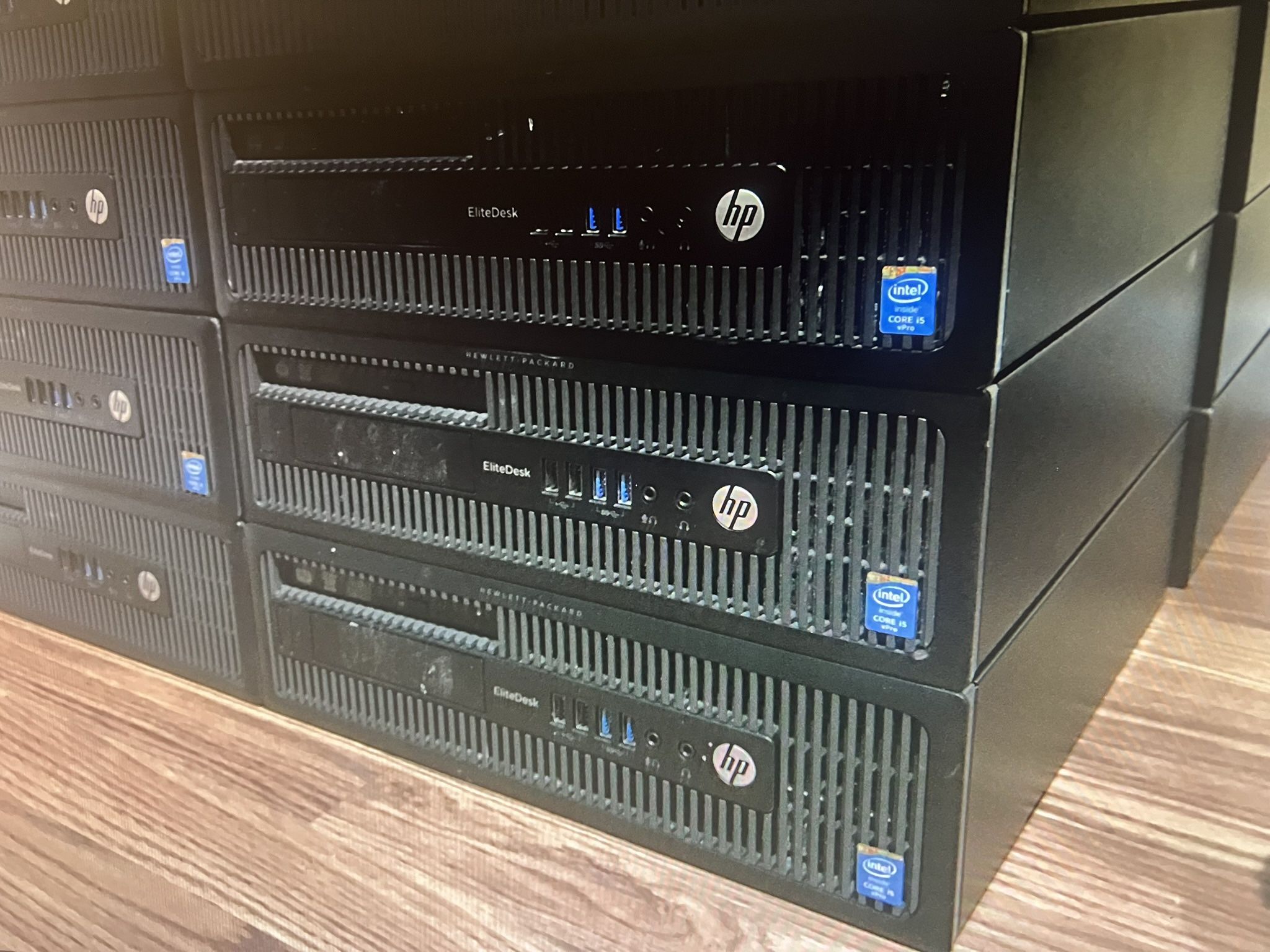 HP Computer Desktop - Good Working Condition