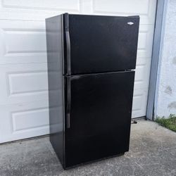 Black Maytag Refrigerator (21 cu. ft.) Top Freezer / Bottom Fridge _ 33" wide x 66.5" tall x 31" deep _ Works Great